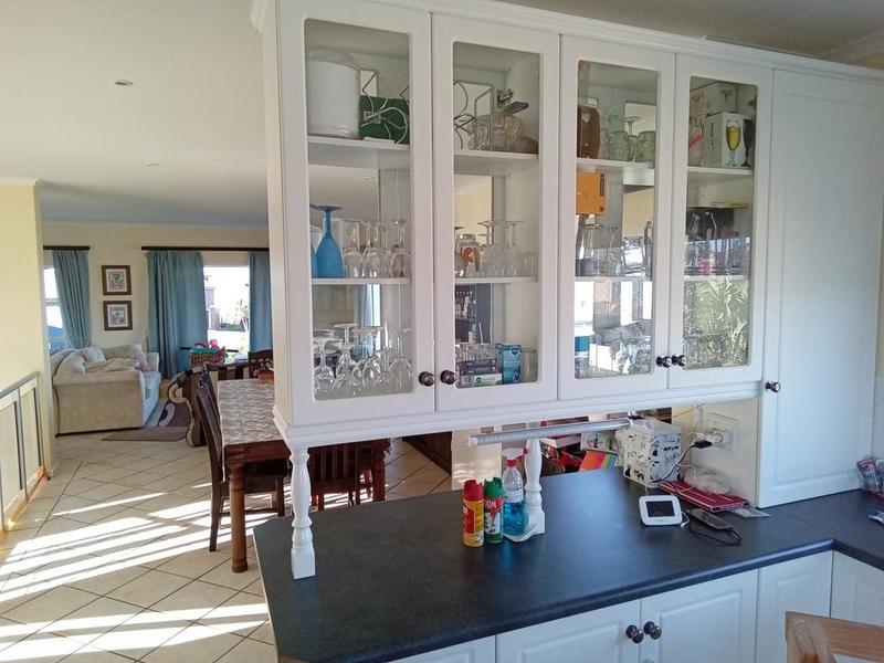 3 Bedroom Property for Sale in Boggomsbaai Western Cape